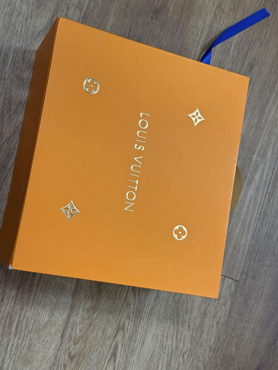 셀린느 로고 티셔츠 A급 레플리카 관련 의류 이미지 88